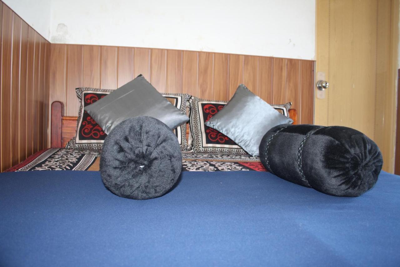 Bezel Bungalow Nuwara Eliya Buitenkant foto