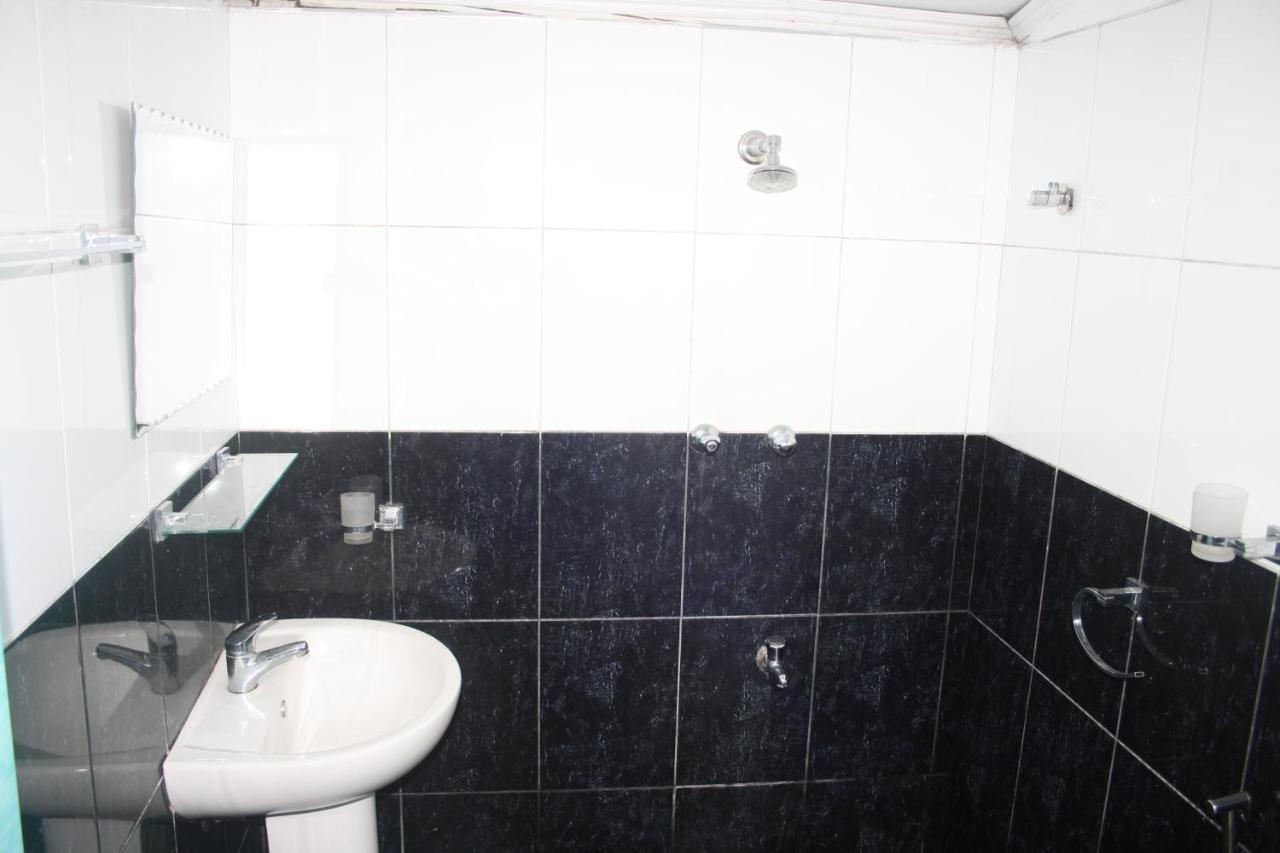 Bezel Bungalow Nuwara Eliya Buitenkant foto