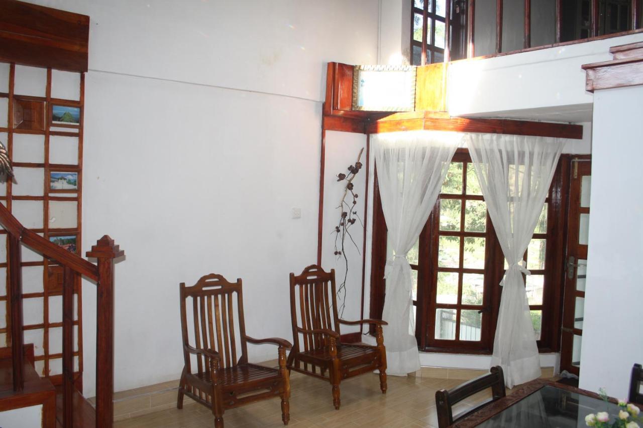 Bezel Bungalow Nuwara Eliya Buitenkant foto