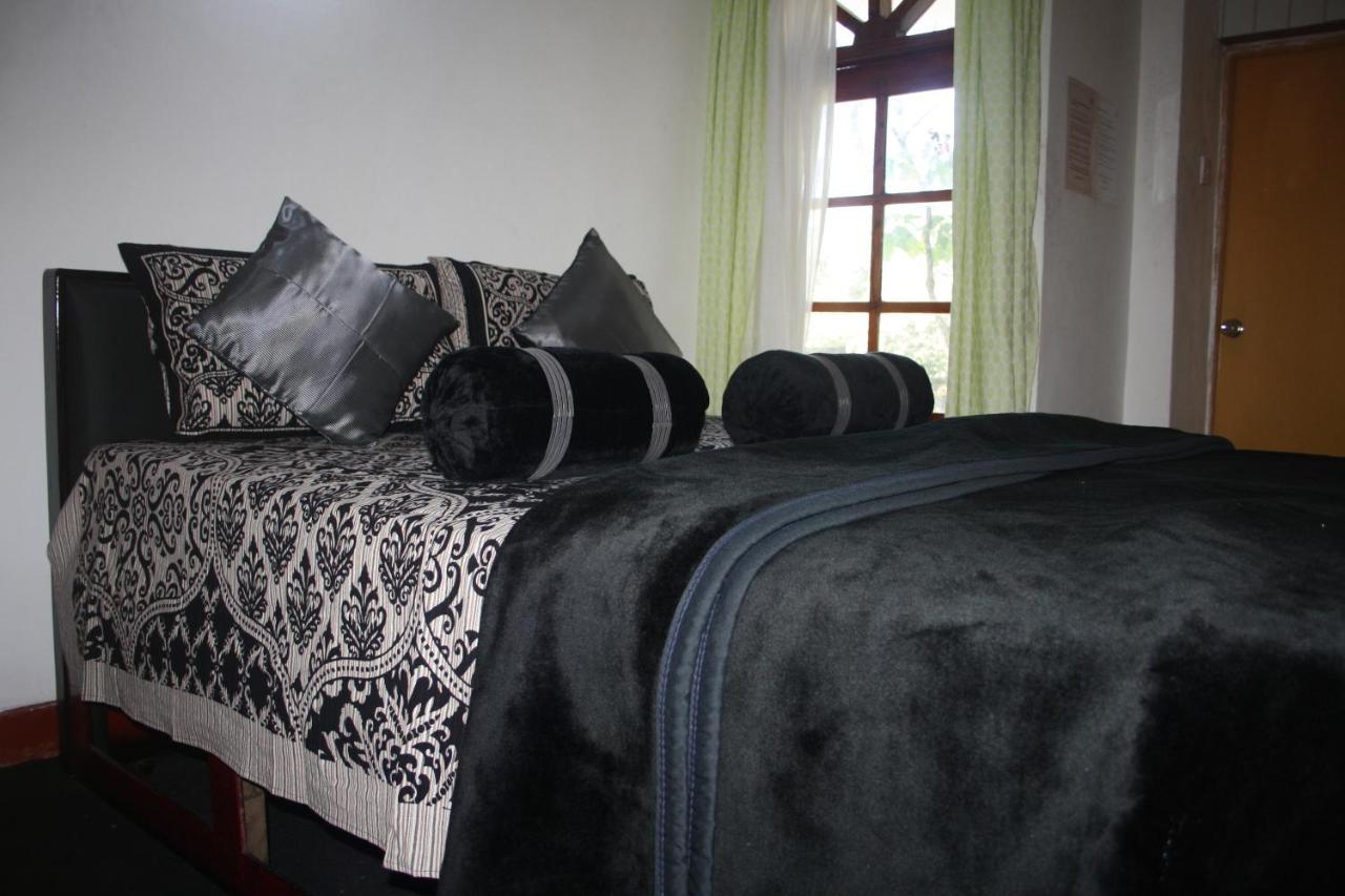Bezel Bungalow Nuwara Eliya Buitenkant foto
