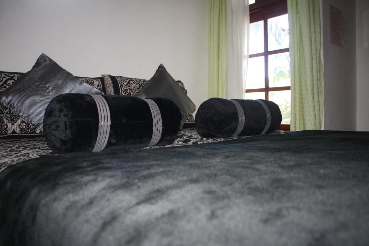 Bezel Bungalow Nuwara Eliya Buitenkant foto