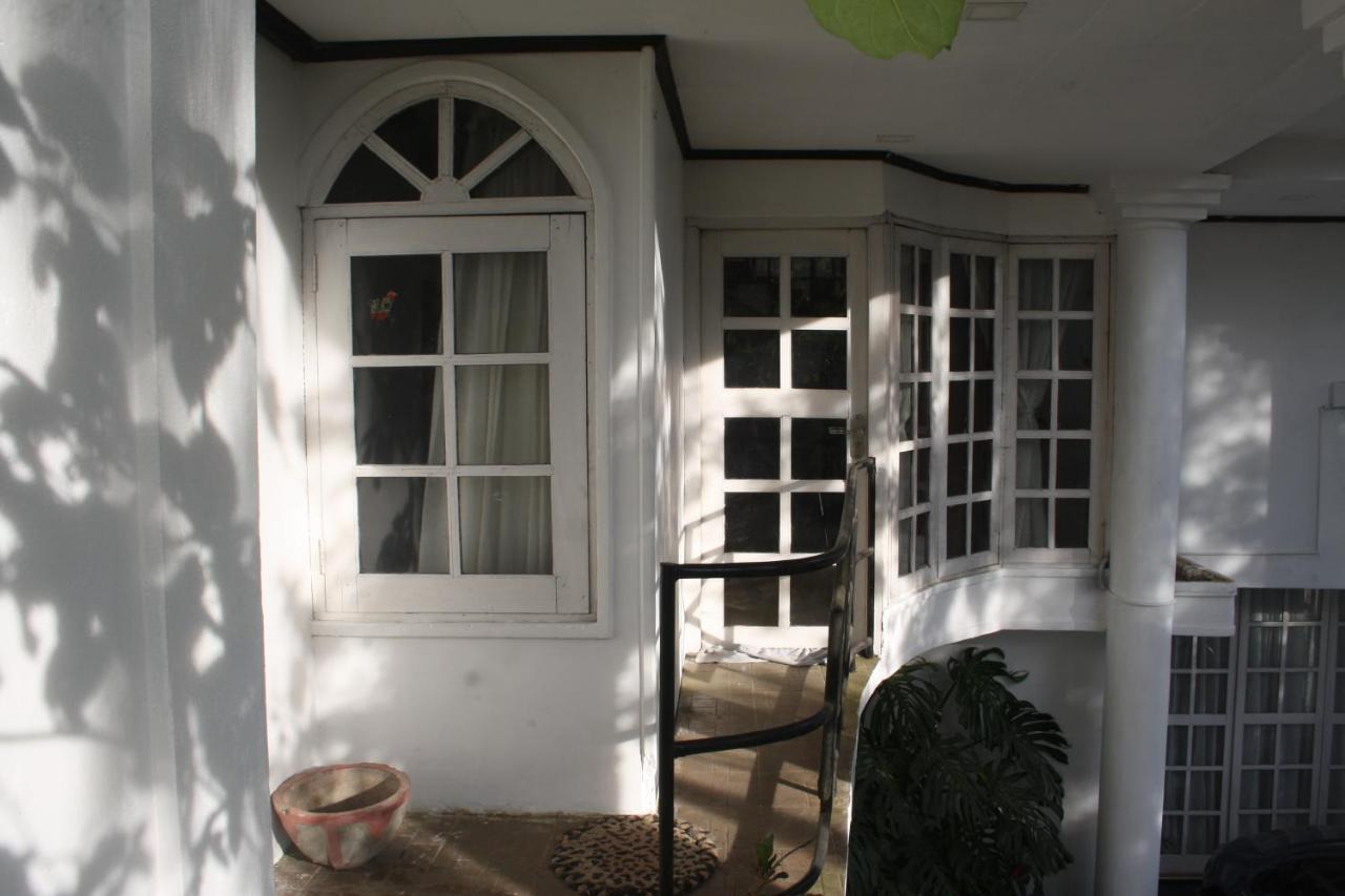 Bezel Bungalow Nuwara Eliya Buitenkant foto